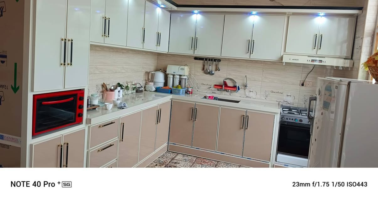 جدد مطبخك وبيتك بأفضل جودة وأحدث التصاميم! 🏠✨
​هل تبحث عن التميز في تفصيل الكاونترات والأبواب والشبابيك؟ معملنا يقدم لك الحلول الكاملة بجودة عالية وأسعار تنافسية:
✅ خدمات الكاونترات:
 🌹​تصليح وصيانة الكاونترات القديمة وإعادتها كالجديده

🌹​استبدال الكاونترات القديمة بأخرى حديثة (ألمنيوم أو HDF).

🌹تفصيل وتنفيذ كاونترات جديدة حسب قياسات ومواصفات مطبخك.

🌹​عمل الأبواب والشبابيك بمختلف التصاميم.

🌹​تنفيذ المحجرات  بدقة ومتانة عالية.

​📍 العنوان: [ معمل (حيدر السيد) سوق الناحية ابي غرق قرب عيادة دكتور ايمن للأسنان ]
📞 للحجز والاستفسار: ***********
   واتساب              ‏‪***********‬‏
