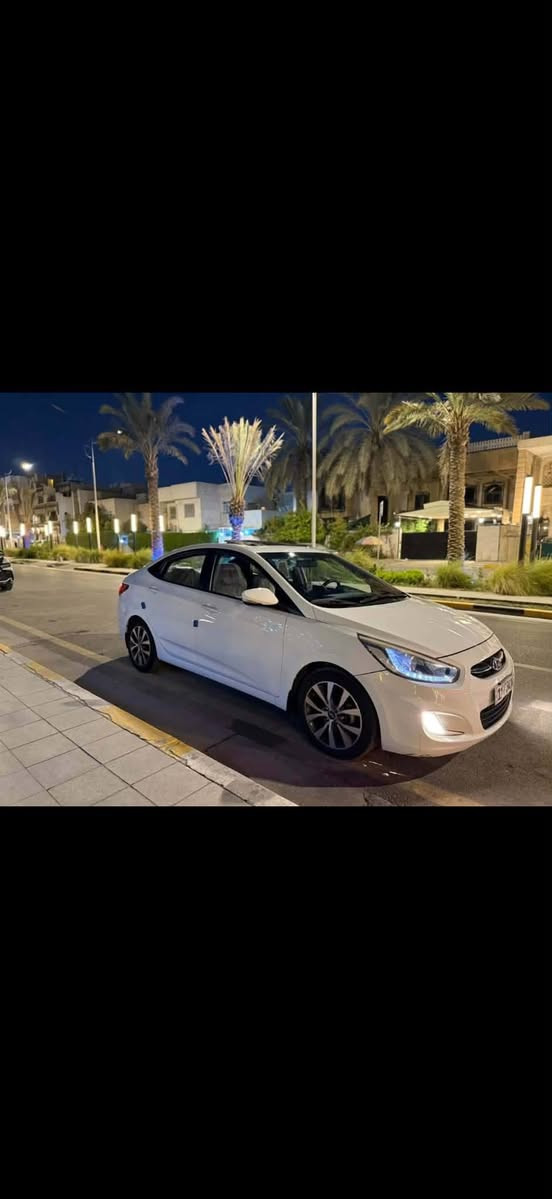 السلام سياره اكسنت خليجي موديل ١٦ مكنيه ١٦٠٠ سياره نظيفة مثل ما موضح بالصور سونار ماله موجود السعر ١٠٧ 
مكاني بغداد الغزالية  للاستفسار الاتصال عل الرقم ***********
