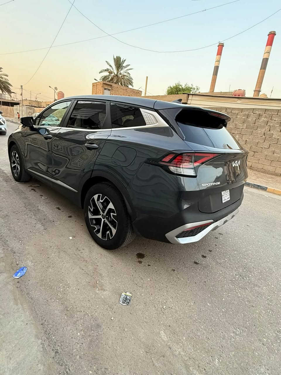 بسم لله 
للبيع : كيا سبورتج EX 2024 
فول عدا الفتحه 
حادثها فقط ربع الجاملغ الخلفي مصبوغ اليسار 
بجم كبس الباب راجع نفسه بلادي 
السعر ب 170 ورقه وبيها مجال 
مكان السياره بغداد الدوره
***********

نص مكتوب في الصور:
- ٣:٠٤ واتساب LTE Back HD 5 / 14
- ٣:٠٤ واتساب LTE Back HD 6 / 14
- ٣:٠٤ واتساب Back 2 / 14 HD