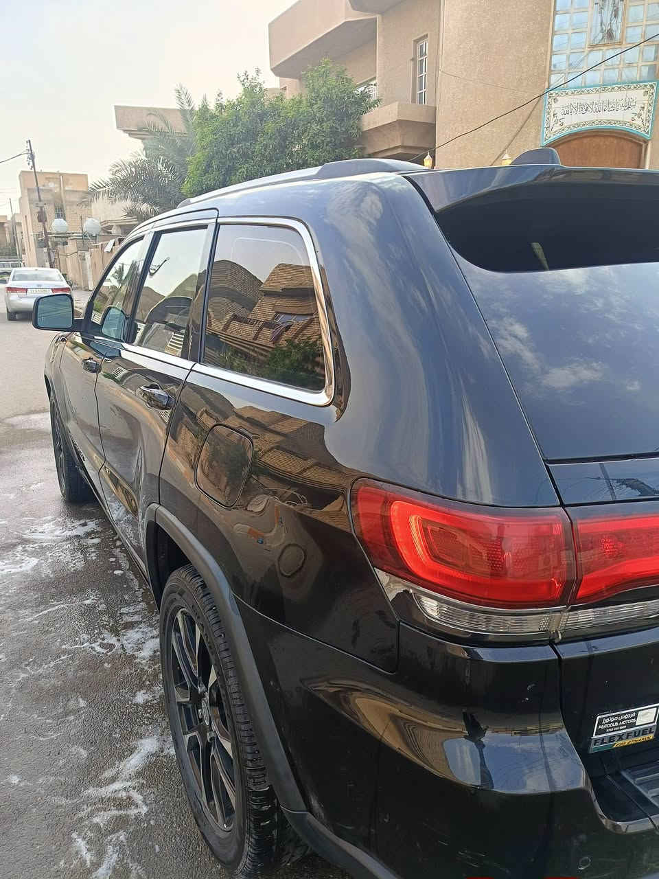 السلام عليكم شباب
للبيع جيب  كراتد شيروكي لمتد2014 اسودأمريكي كلين 💪
كفاله عامه من الصبغ والبارد 🇺🇸

 رقم  اربيل  بسمي شخصيآ  تحويل مباشر 

مكفوله كفاله عامه حته الدعاميات  من الصبغ  والكير والمكينه كارتون  مال جناي حصرآ 
  شرط الفحص والجهاز والسونار 
 فول مواصفات ١/١
داخل   جلد اسود ملكي 
حجم المحرك: 3600
تو ويل المرغوب 
دبل سلايت بانوراما 
تشغيل عن بعد 
شفتات ستيرن 
جنطه كهربائي شفط 
دبل كزوز خلفي 
حساسات  خلفية 
بصمه تشغيل بصمه ابواب
تشغيل عن بعد 
سستم صوت 12 سماعة هارمن كاردون  
دمامي خلفي بلصندوك
قطعتين تبريد ثلج 
كشن خزن ميموري 3 وضعيات
 كهرباء (تدفئة+تبريد) 
 كشن خلفية تدفئه
تدفئه بلاستيرن 
 تحكم بلشاشه  
مري قلاب ويه ال R
يدات ستيل اصل 
الداخل صاج ملكي  
 نظام_خرائط(نظام ملاحة)_Navigatio
 كامرة خلفية دوارة اصلية
 استيرن كهرباء +  تدفئة
 فول تحكم استيرن (جهتين امامي + جهتين
 مري _جانبي_تدفئة مرايا_جانبية_حساسة_للضباب_تعمل_
تلقائياً + اشارة بالمري 
 لايت عدسة زينون يصعد وينزل ويه الستيرن 
كشافات زنون 
  باتري جديد تخم تايرات جديد   صدر جديد 
مشدود لايت زينون  عدسات 300$ دولار يعني مسبه 😂
كلوب طوارء بلجنط
الاسبير المقدس بعد جديد 😅  
السياره جديده بمعنئ الكلمه ولا كلوب مشتغل بلدشبول 
السعر قفل 200$  تعجبك حياك الله ما تعجبك هم حياك الله 

للاستفسار / ***********
بيه واتساب
