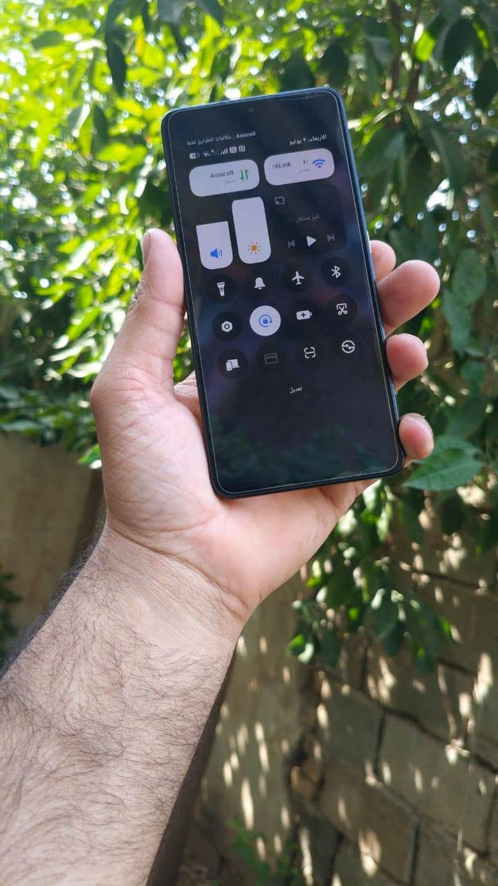 السلام عليكم POCO X7 PRO ذاكرة 256 جهاز بحالة نضافة 100% ملحقاته كامله ويا كارتونه وشاحنه وكفر كل المحلقات بالكامل بطارية 97 للبيع بسعر 375 للأتصال *********** مكاني كربلاء ويوجد توصيل
