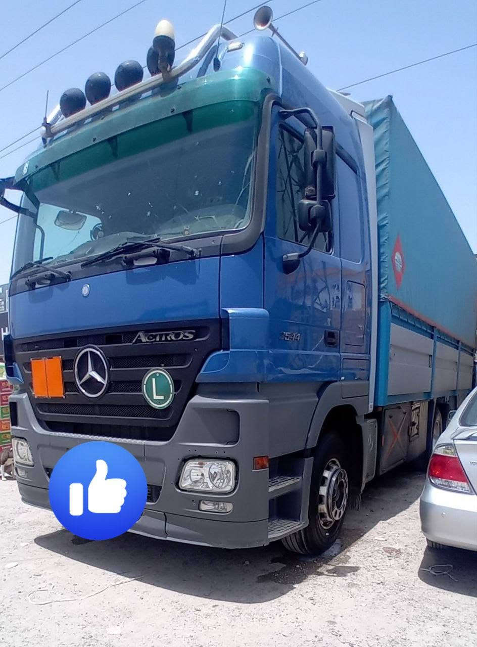 اكتروس للبيع موديل 2004رقم بصره انكليزي هزه جديده
مواصفات السياره

محرك 44

كير 8نمر عرجه
رتايدر 5طكات

تبريد

ثلاجه

هورنات

زعانف

جام اوتو

ريمون باب بلادي عدد 3

فتحه سقف جام كهرباء

تخم تاير 

ويل كب بلادي

سياره جاهزه

***********

***********

***********
