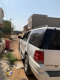 اكسبيدشن • ٨ راكب • ٣٠٠٠ ٦ سلندر