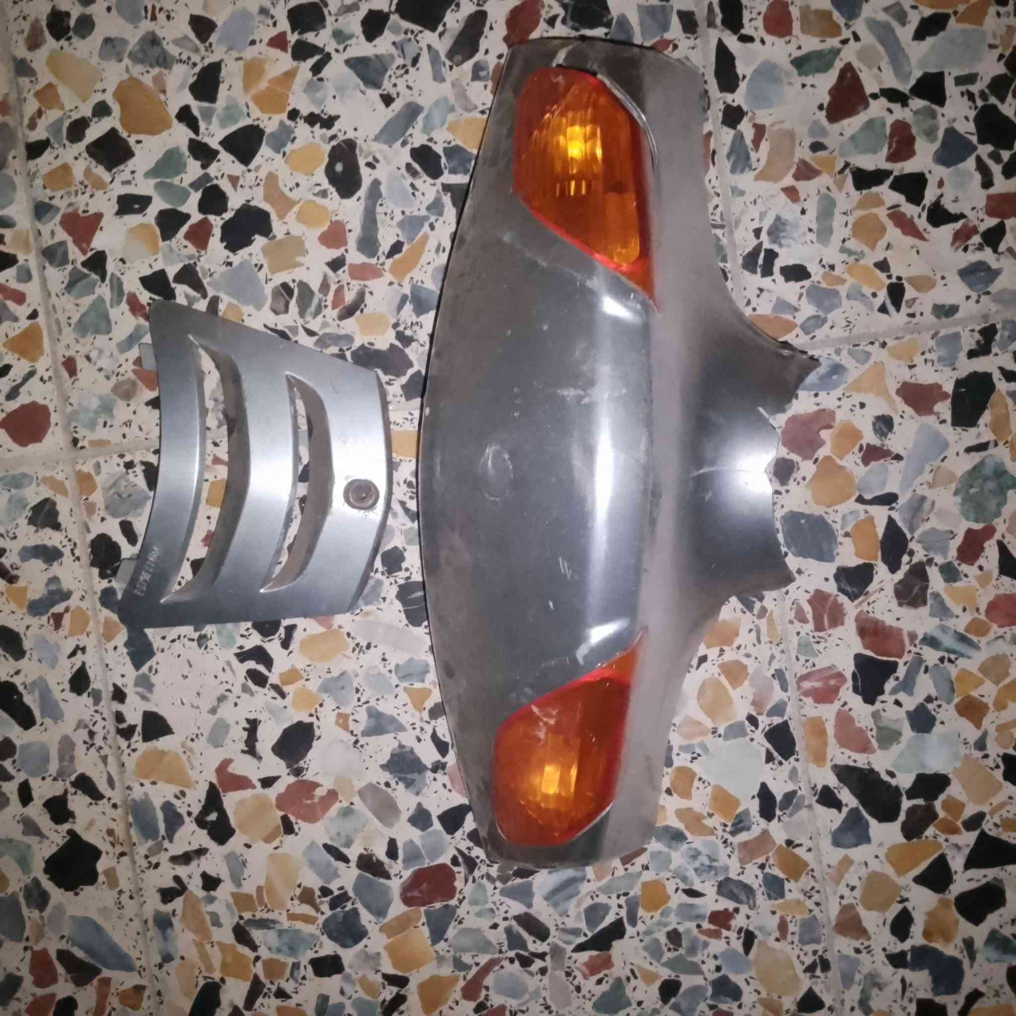 دراجه بريز ١٤٠ لايت ناصي
كفراتها موجده تشتغل الدراجه الكابريته تعبانه تخربط ابيع كوم حديد
مكاني بغداد الحريه 
سعر 150 
رقم الهاتف ***********
