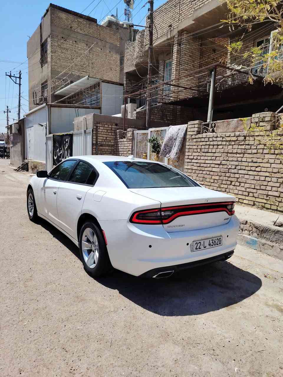 للبيع جارجر 2016 رقم أربيل مواصفات sxt محرك 6 سلندر شاشه كبيره كشنات حضن تشغيل عن بعد داخله كلين صورها بل منشور بيها صبغ جوه المسطره واضحه ب سونار  جاهزه محرك گير تبريد حداده اماميه وخلفيه ويل ١٨ وتخم تاير سياره جانت محدثه اس ارتي ورجعت البنيدالبلادي وشديت دعاميات ودوسات اصليات السعر ١٨٨ وبيها مجال بسيط العنوان بغداد ***********
