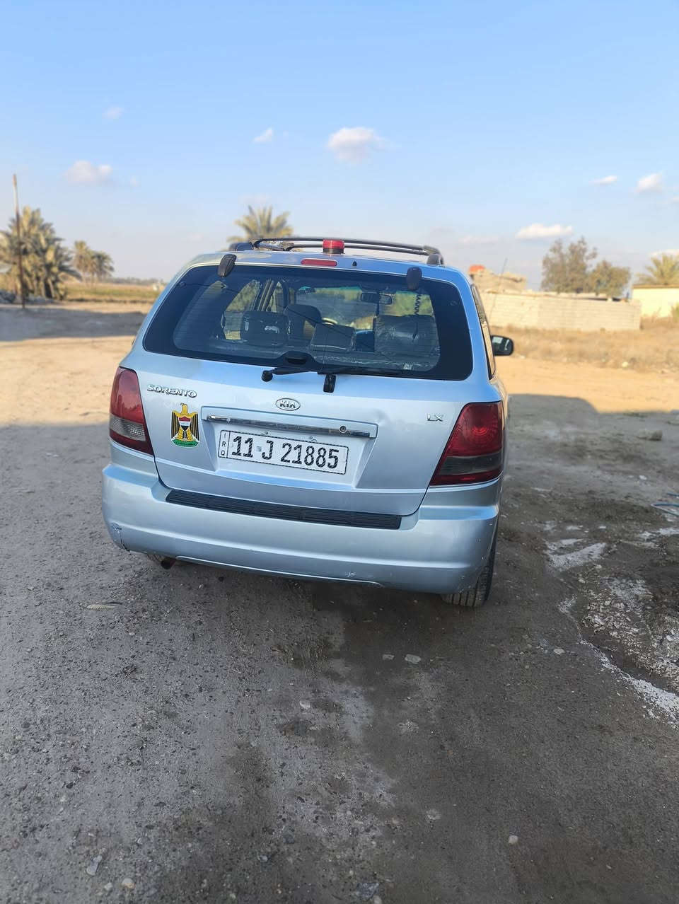 السلام عليكم
كيا سورينتو 2005 للبيع 
رقم بغداد انكليزي مشروع وطني بسمي سنوية ما ساقطة
محرك 3500 ستة سلندر ، گير اوتماتيك وعادي 
السيارة بيهة قطع صبغ ابيع حزام 
صدر امامي خلفي خير من الله 
كهربائيات كلهة شغالة 
تبريد فقط غاز و التدفئة شغالة 
سنتر لوك شغال 
تجي تفحص و تقتنع واني حاضر مكاني السيارة بغداد اليوسفية 
السعر 75 وبيه مجال 
للاستفسار ***********
