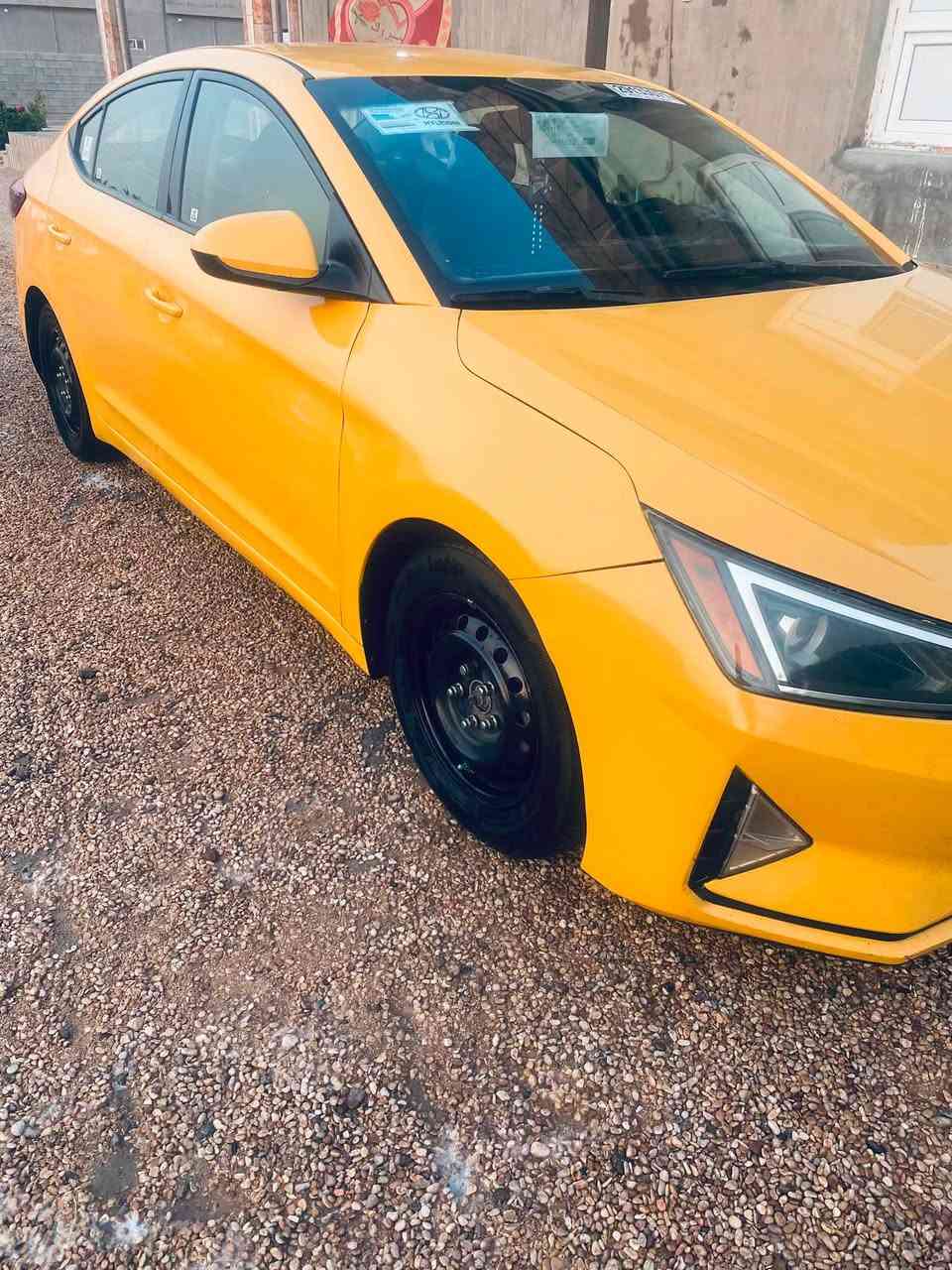 السلام عليكم

الانترا للبيع تكسي 

موديل 2019 

رقم بغداد دولي 

بسمي شخصياا 

حادثها فقط البنيد 

تبريد ثلج 

صدر امامي خلفي جديد 

تخم تاير جواها جديد 

مدوشمه ارضيه وكشنات 

وصندوك

ماشيه 160ميل 

السعر 125 وبيها مجال للشراي 

للاستفسار ***********
