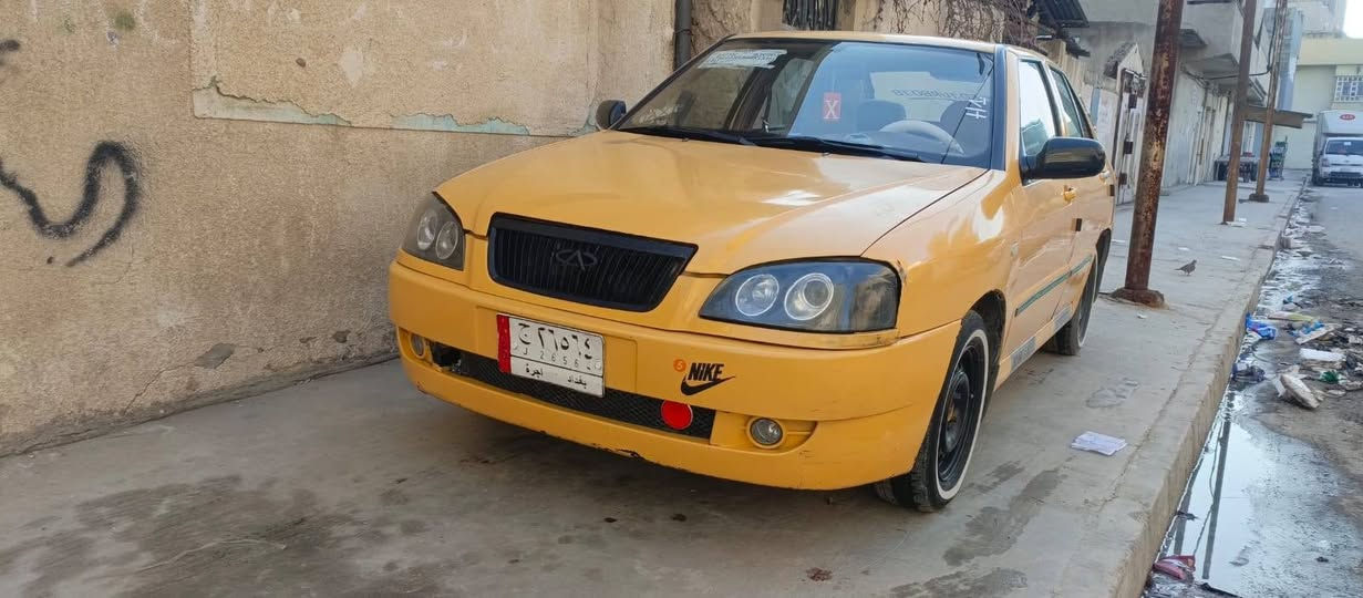 شيري كوين موديل 2010
كير ومحرك شرط 
هيئه عليها 60الف على الشاري 
غرمات صفر 
السعر 24وبيها مجال 
***********
***********
