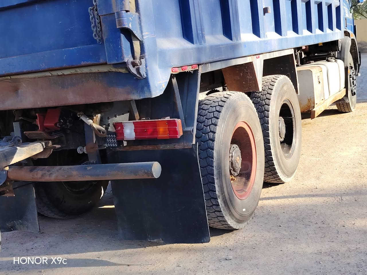 سلام عليكم البيع البي قاطر ومقطور موديل ٩٢ مكين 44تربو كير 180مجموع جيف رباط عدل 24سياره جاهزه العمل ورجاء لمو شراي لايخابر 🔇 بيع مستعجل ***********

