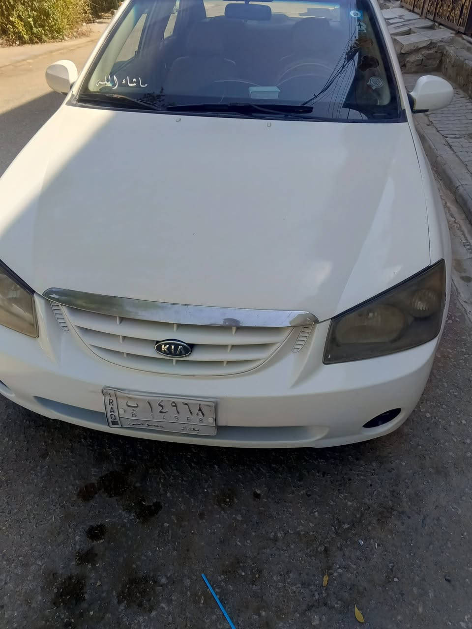 السلام عليكم 
كية اسبكترة للبيع 2004 خليجي 
كير ومكينة خير من الله تبريد عاطل 
صبغ عام للجمالية السيارة بالنجف 60وبيه مجال
رقم الهاتف ***********
