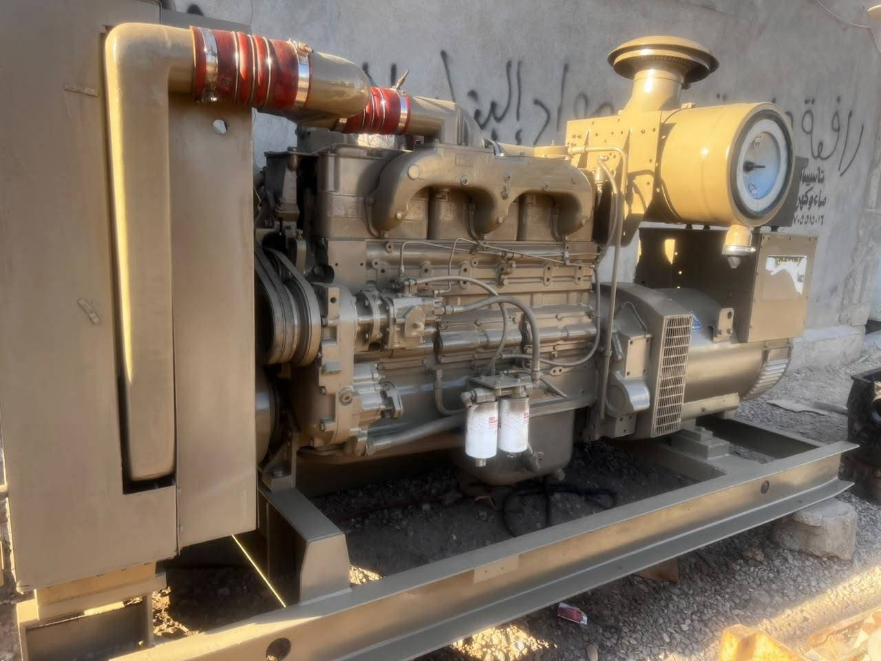 السلام عليكم 
مولد كمنز للبيع 
حجم 5.5
انجكتر زيتي
425 kv
كساره باركر
8جاكوج
حالة ممتازه
العنوان ديالى جلولاء
 للاستفسار  الاتصال ع الرقم 
***********
غير متواجد ع الخاص
