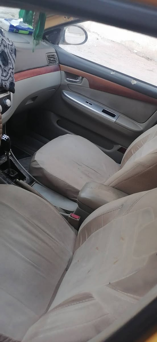 السلام عليكم ليفان 620 بلاد كير عادي محرك كورله ياباني رقم بغداد راعيهه بصره واهيه بلبصره سنويه لل27 السعر ٤٠ وبيهه مجال اتصال ***********
