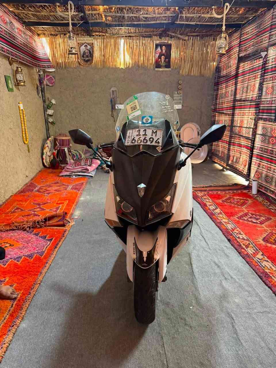 سلام عليكم
تي ماكس 
مديل ١٤
كفاله عامه 
رقم بغداد 
سنويه جديده وهزه 
مداور مباشر 
مكان الحله شارع ٣٠
الاسعر ٦٠ وقابل للتفاوض 
رقم ***********
