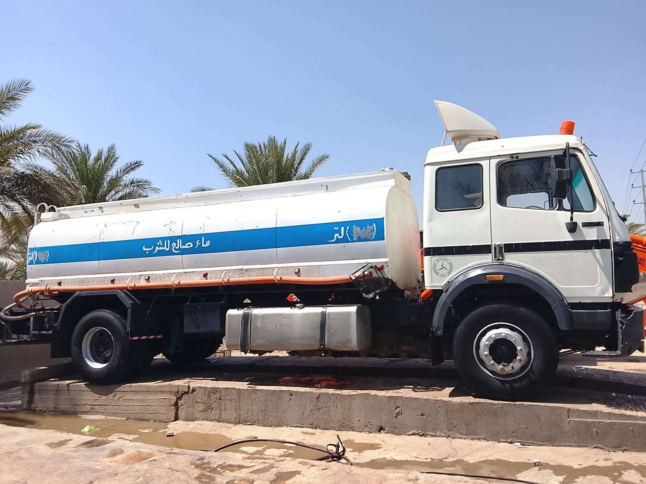 السلام عليكم للبيع البي كرواتي موديل 92 مكينه 8 محسن شاصي  بلادي طويل السنويه حفظيه ماء حموله 17الف سياره جاهزه للعمل  العنوان حله السعر 175الاتصال على رقم ***********
