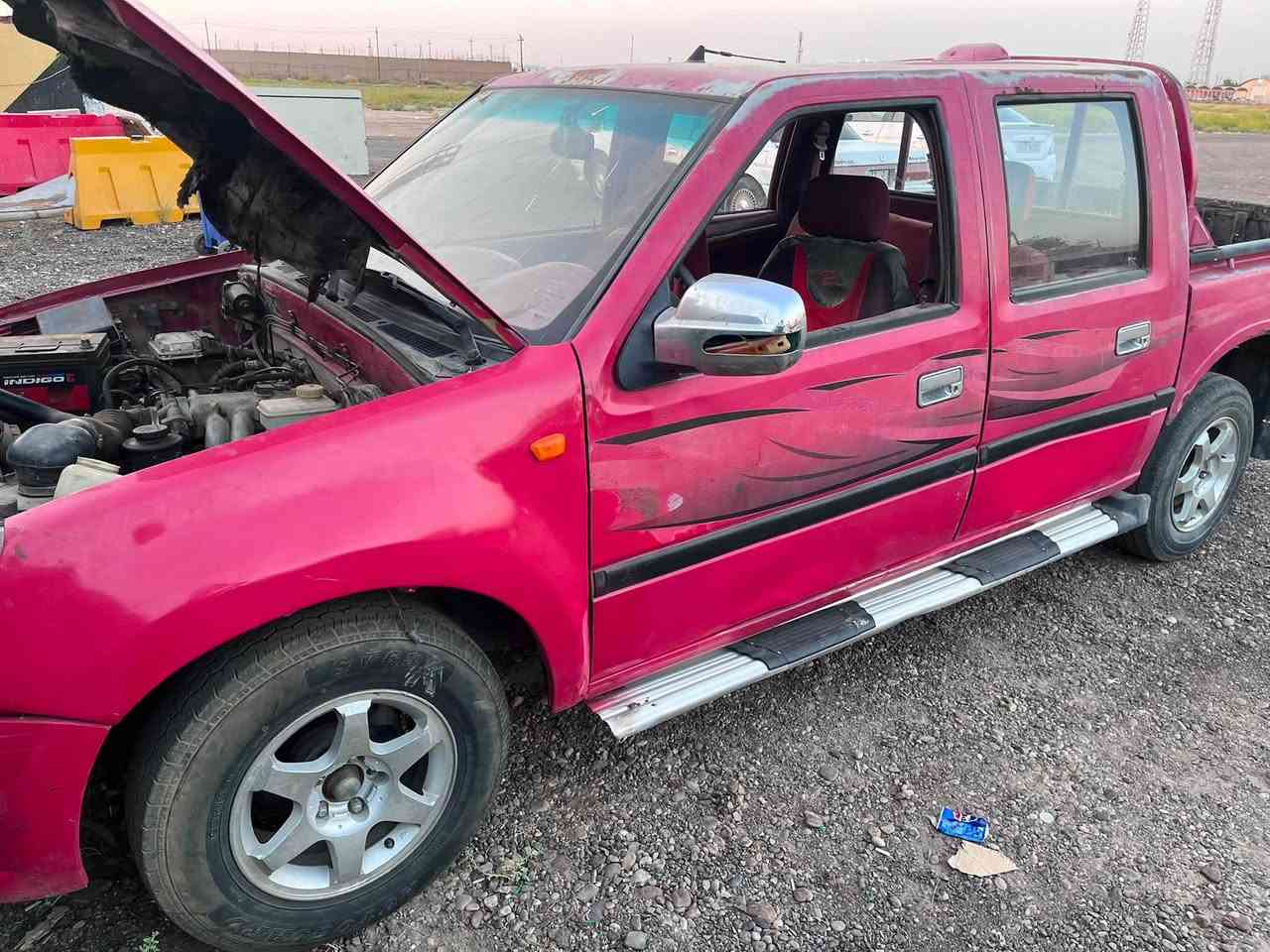 سلام عليكم فتون للبيع موديل ٢٠١٣ رقم واسط  سياره نظيفه وتفاصيل عل خاص او رقم هاتف***********
