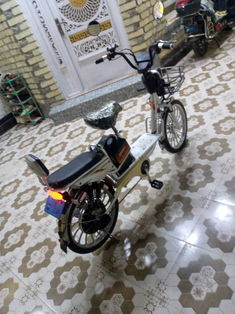 دراجة شحن • بطاريات نص عمر • الفلوجه