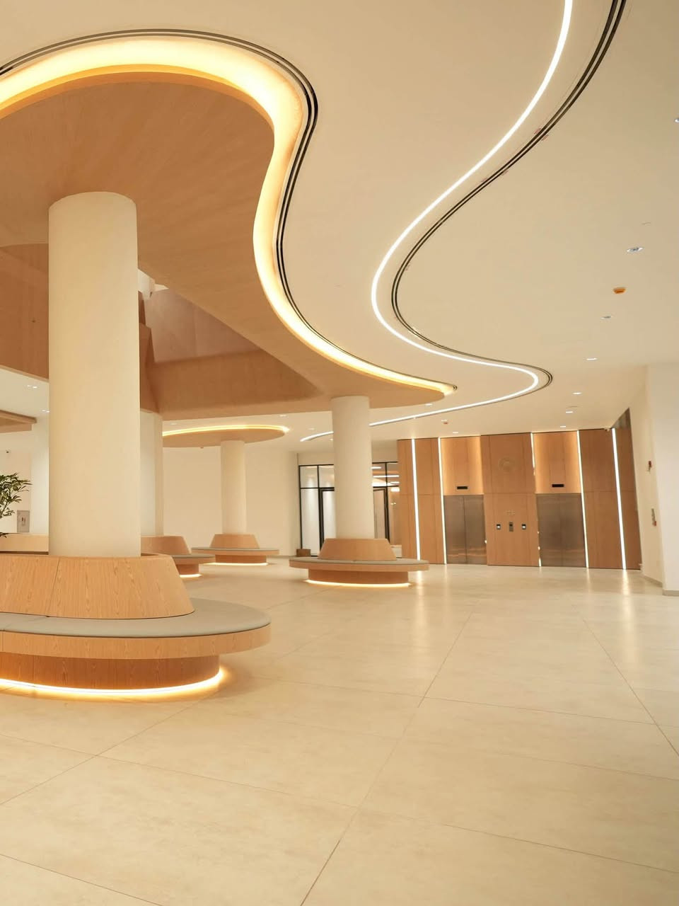 تعال تعال 
بيتك شقتك شركتك عمارتك مختبرك محلك مطعمك مو بس جدران.. نصمملك بتفاصيل خاصة تناسب ذوقك الراقي وبدقة هندسية تحاكي الفخامة العالمية، وبأيدي فريق محترف يضم أكثر من 50 خبيراً في بغداد. راسلنا عبر الخاص او على الواتساب ***********
