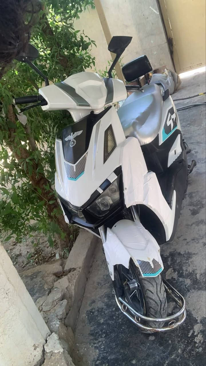 السلام عليكم دراجه شحن سكنس موديل 23 نضيفه بطاريات يقرن 10 عل فحص بصمتين وسويجين دراجه نضيفه مكان الفلوجه حي نزال سعر 400بيها مجال شراي يتفضل ويدلل ***********بي وتساب
