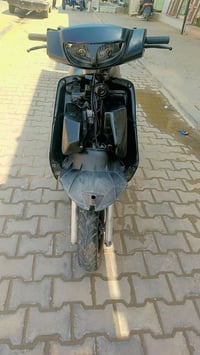 فراشه نثيه • مفتوحه • سلف