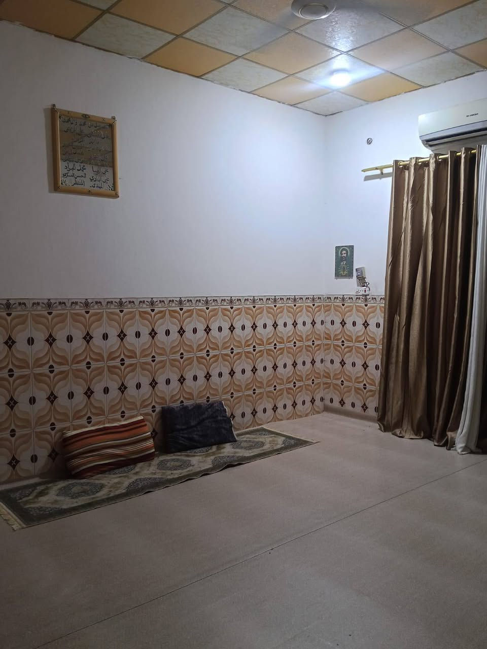 بيت للبيع طابو زراعي عراقي
***********

في ابو خصيب شيخ ابراهيم منطقة البلد 

مساحة البيت 175 متر 

يحتوي البيت ثلاث غرف منام ودوانية وصاله ومطبخ وحمام 

السعر المطلوب 64مليون وبي مجال
