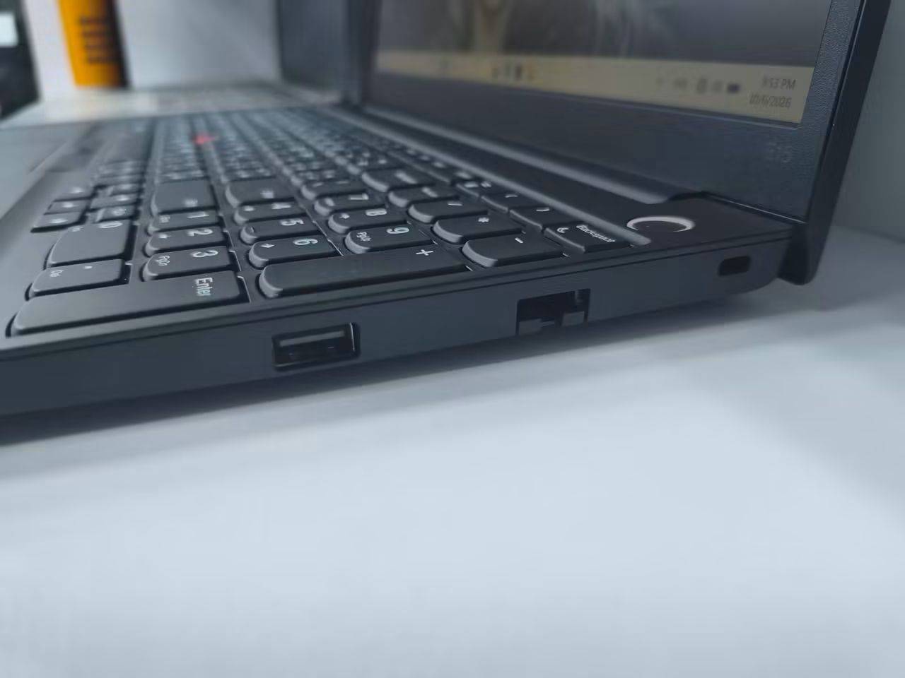 ثينك باد E15 • i5 الجيل ١١ • ايرس Xe