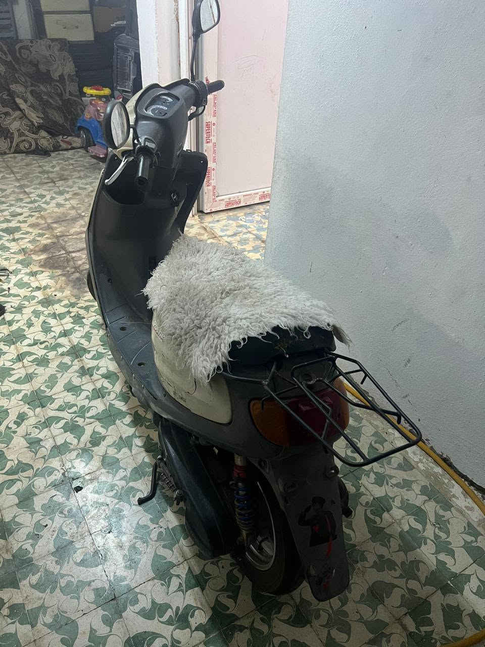 للبيع • قابل للتفاوض