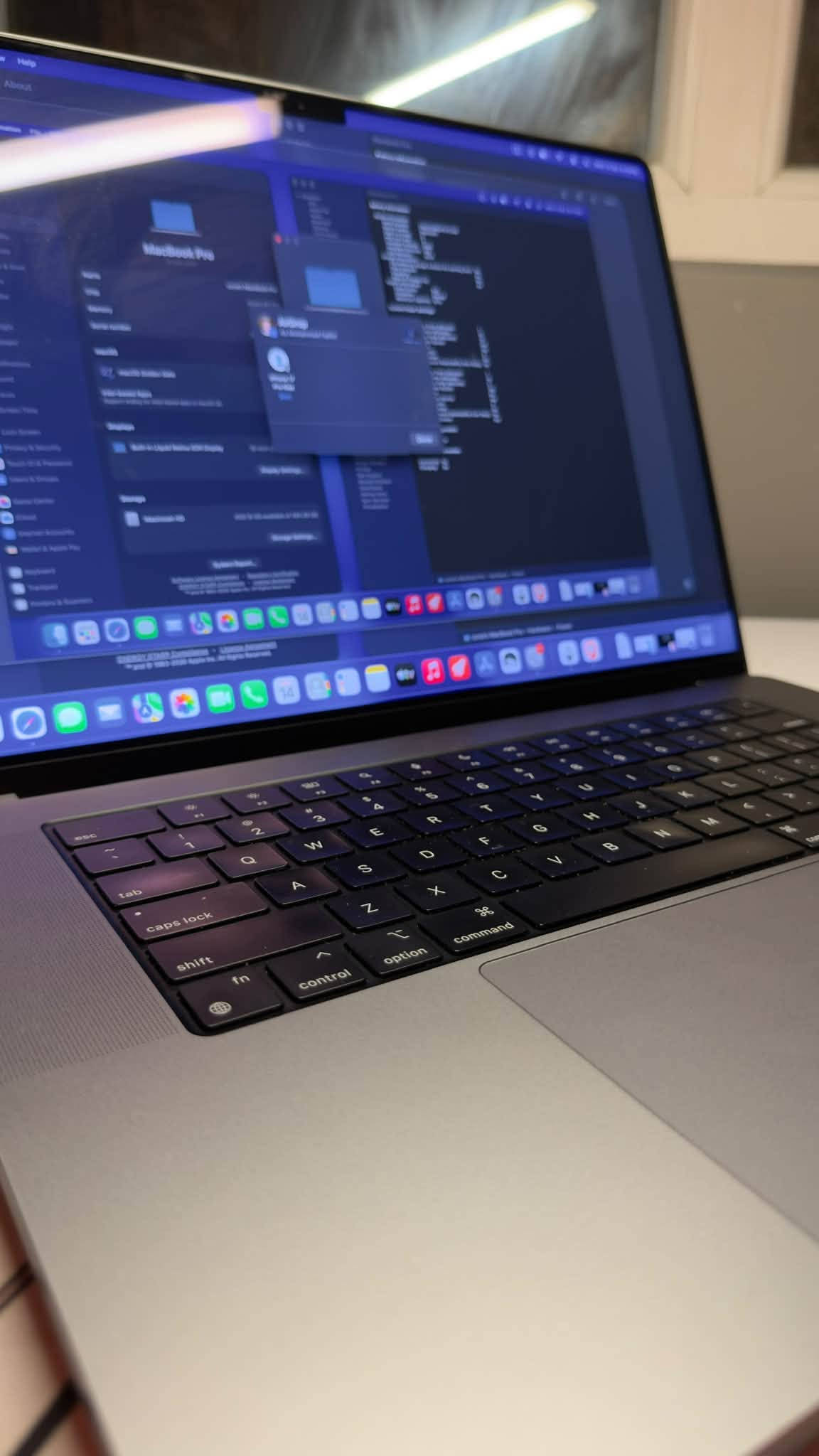 ماكبوك برو 16 • M1 Pro • ١٦جيجا رام