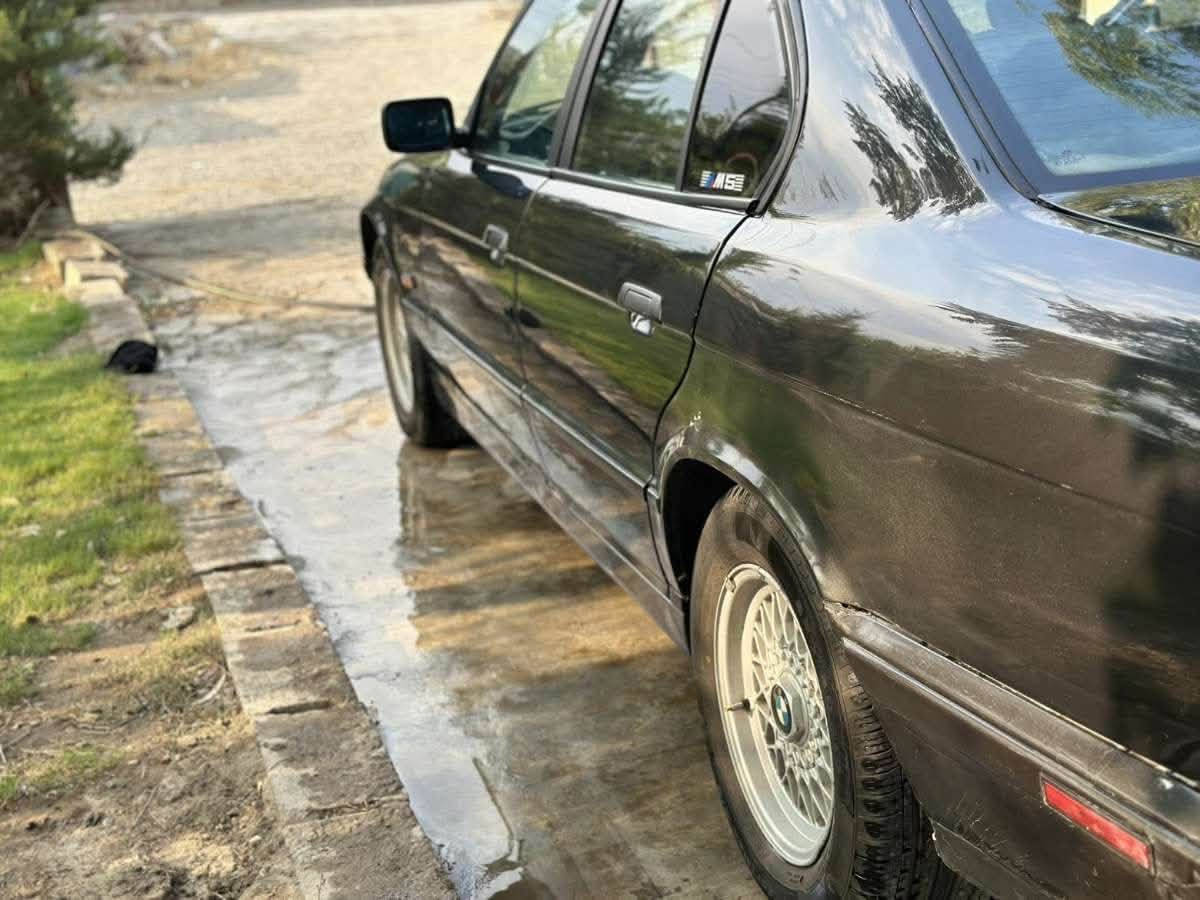 سڵاوی خوا لە هەمو لایەک
BMW 525i کەپس دیجیتاڵ

ناو فۆڕمیکا 

چوارجام کارەبا

ئاوێنە کارەبای

گێڕ ئۆتۆماتیک

کامل سپۆڕت ئێم

چوارتایەی تازە

تەبریت ساردوو گەرم

لەسەر ساغی سبوخ کراوە 

نوک بۆ نوک لێدراوی نیەو شوختی نیە

سەنەوی تا 2029 تازەیە

کامل مەسرەف کراوە 

لایت ئەڵقە سپی

72 گەڵاو معامەلە

5 گەڵا غەرامەی تیایە دوای مەعامەلە بۆتەگەڕێنمەوە

شوێن چەمچەماڵ 

بۆمعامەلە تەلەفون بکەن 

*********** 

***********

چات بۆ ئەم فەیز بووکە بکەن زە نگەنە
