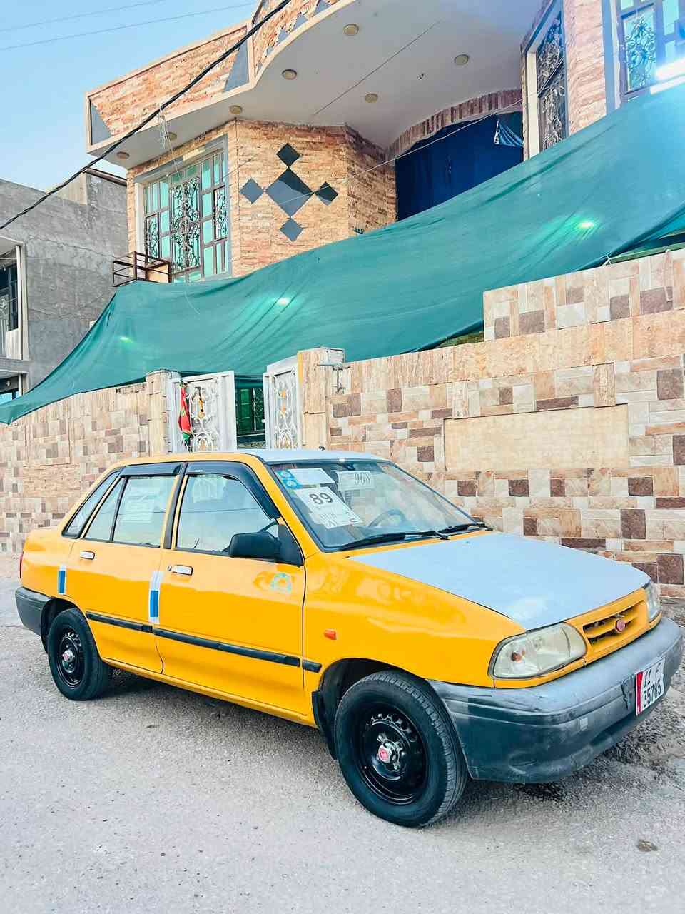 يالله السلام عليكم بيع سريع 
سايبا موديل 2012 رقم بغداد انكليزي سنويةلل2031 مصفرة هيئة وغرامات شرط التحويل 
السيارة شواصيها مكفولات جاهزه مكينة كير حدادية تخم تاير جديد كهربائيات كلها شغاله اشاير لايتات السيارة تخبل بيها خياسات معمره وكشرها شوفة عينكم يخبل ماشيه 107 الف مامشتغله تكسي مال بيت ترايك بيها للبصره رايدها ب24 ورقه وبيها مجال مكان السيارة بالحله رقمي ***********
