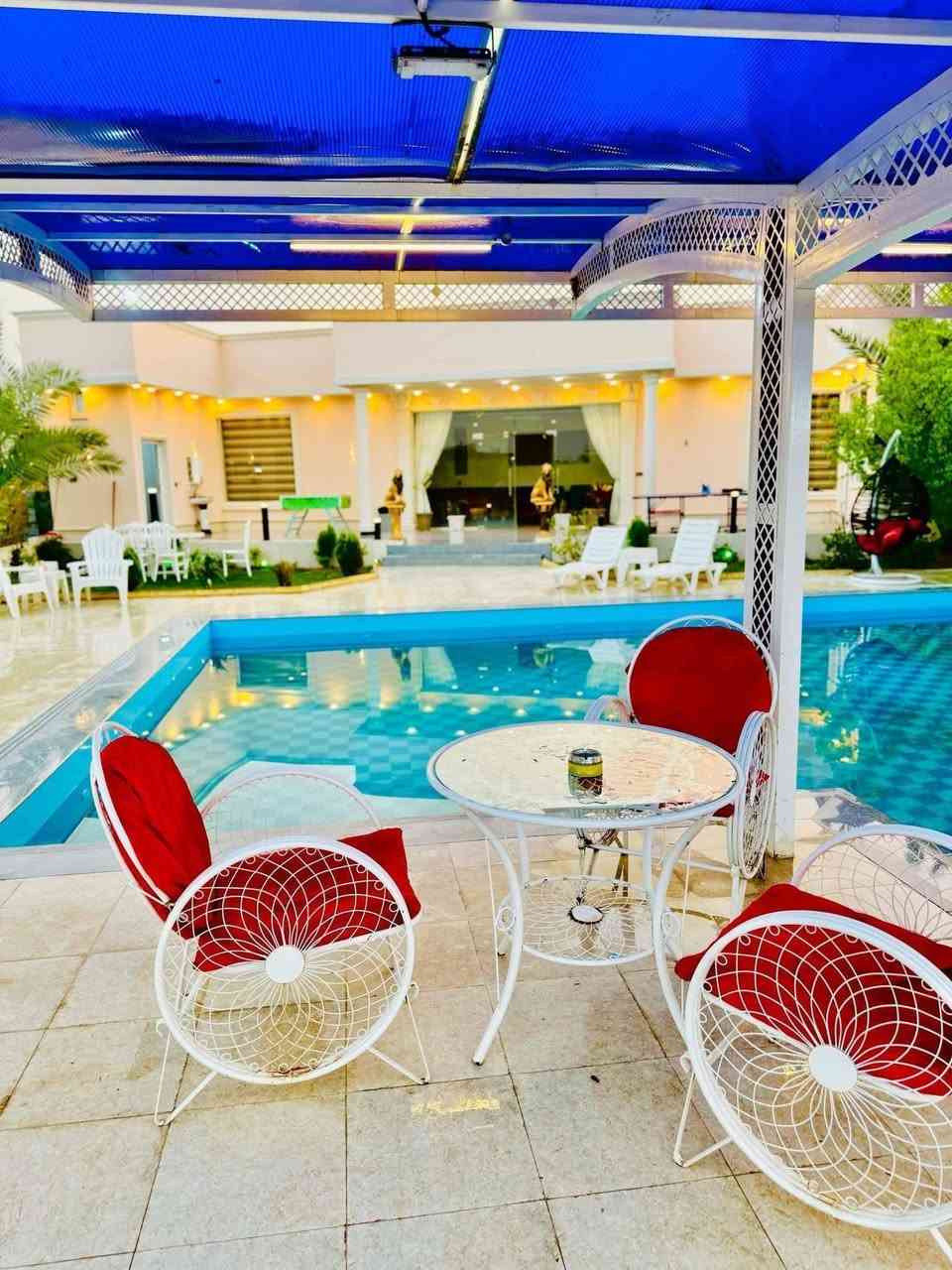 مزرعة بندقة الترفيهية في بلد 🌱
مساحتها 1دونم 🗺️
تحتوي المزرعة على 
اشجار التفاح 🍏والمشمش 🍑وفواكه اخرى 
البيت يحتوي على غرفتين مؤثثة بلكامل  وصالة مكيفة 🏡
مطبخ وصحيات خارجية 
طول المسبح 11 وعرض 7🌊 
تحتوي على حديقة كبيرة  🏖️
تحوي على شوايات سمك وتنور طين مع مناقل لشوي كافة 🌚
حمام خارجي وداخلي 🛁
الكهرباء 24 ساعة اوتو  طول الحجز ⚡️
انترنيت 4g قوي جدا 
كراج سيارات 🚘 
العاب اطفال 👶 
استراحة مريحة وجميلة لدينا 
العاب فيشة ومنضدة 
موثقة في تطبيق اجرلي 
————————
الموقع: صلاح الدين - قضاء بلد 
للحجز والاستفسار  مراسله واتساب  :من خلال الروابط https://wa.me/+9647512781533
    

        
اول الاتصال على الرقم ***********
