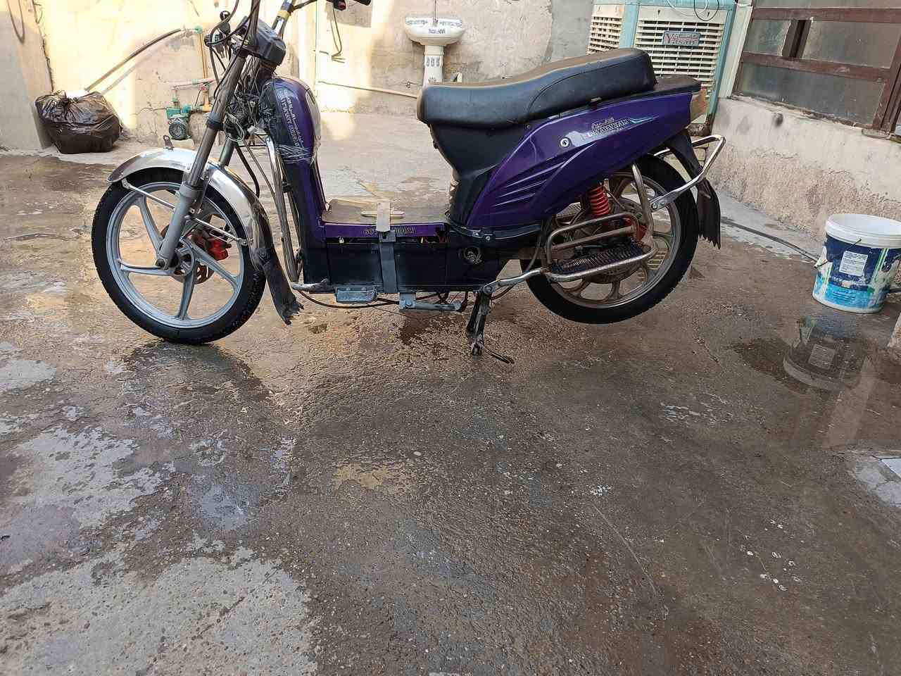 سلام عليكم
دراجه شحن هارلي موديل٢٤
نقص شاشه ولايت
الباقي نضاله زينه 
بطاريات فول بس بيهن نفخه 
اطلع بي مسافات طويلة
سعره  150 قفل قفل

ولا تعلق سعر بكيفك ماجاوبك
‏‪***********‬‏
