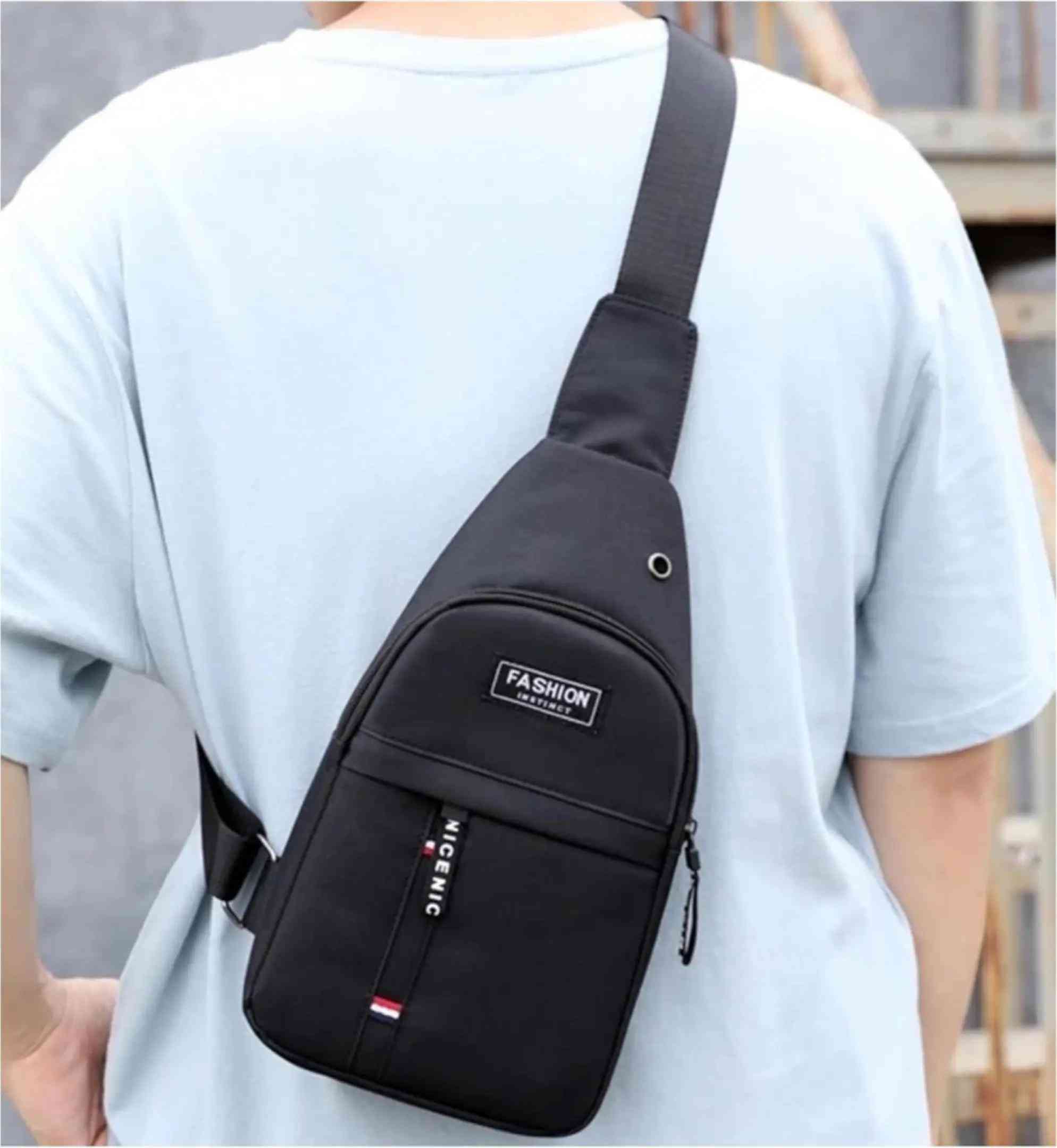 🎒 حقيبة أنيقة وعملية للدوام والطلعات والسفر خفيفة، مرتبة وسهلة الحمل ✨ تصميم عصري يناسب استخدامك اليومي، سواء للدوام، الجامعة، الطلعات أو السفر. 🔹 خامة قماش متينة ومناسبة للاستخدام المتكرر 🔹 تصميم خفيف ومريح للحمل طوال اليوم 🔹 حزام كتف قابل للتعديل حسب راحتك 🔹 جيوب متعددة لتنظيم الأغراض الشخصية 🔹 مساحة عملية لحمل الأساسيات بسهولة 👜 حقيبة واحدة تناسب يومك بكل تفاصيله للحجز والاستفسار يُرجى مراسلة الصفحة أو عبر واتساب. #حقيبة #شنطة_دوام #حقيبة_سفر #حقيبة 

نص مكتوب في الصور:
- جنطة ولادية مميزة والسعر مناسب
- قطعتين تحصل تخفيض