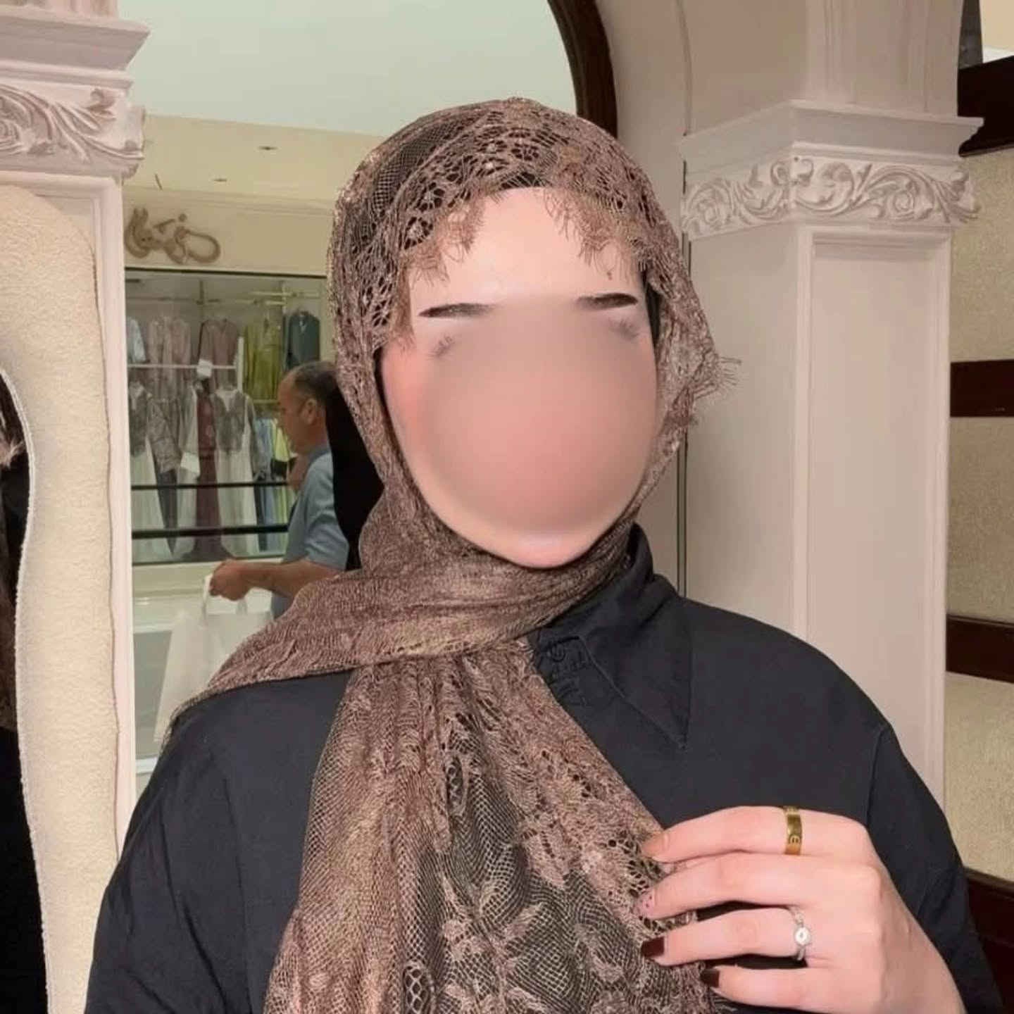 #حجابات_ماركة_عنوان_الاناقه🌸
لأن الشال مو مجرد قطعة… هو لمسة أناقة تكمل إطلالتك 💕
ألوان عصرية، خامات ناعمة، وتنسيقات تناسب كل الأذواق
اختاري شالك اليوم وخلي ستايلك يحچي عنك 💗💗
 
#شال تول 
__________________________

‎زورونا  في موقعنا الكائن 👇👇👇
‎الانبار_هيت_حي الجمعية _ مقابل مدرسه الصمد

#للحجز_السريع_واتساب ***********

صفحتنا عبر الانستغرام

Marka_shal
‎يتوفر خدمه توصيل لكافه انحاء العراق 🚙🚕🚗
