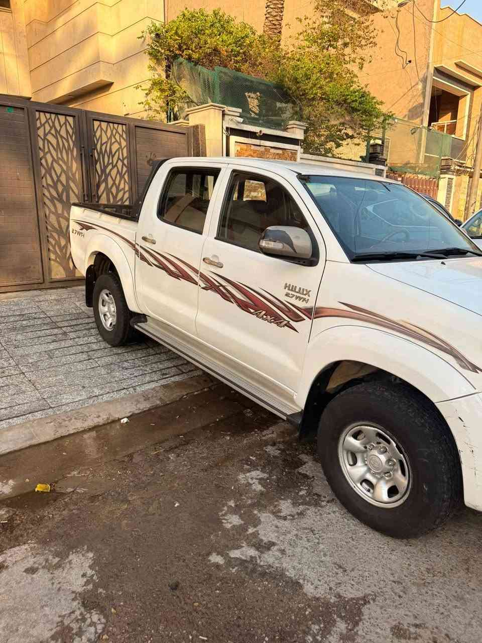 السلام عليكم
هايلوكس موديل ١٤ رقم بغداد باسمي مكفوله 
كير مكينه مكفوله
حداديه جديده
تبريد ثلج
مكان السياره بغداد
التواصل رقم ***********
غير متواجد على الفيس
