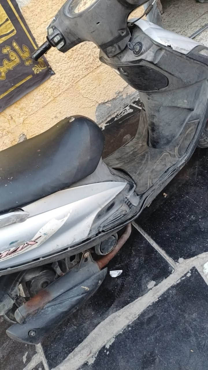 للبيع دراجه  مكاني بغداد حريه دولعي
سعره 140

‭+964 771 190 0931‬
سعر 400وبيه مجال
