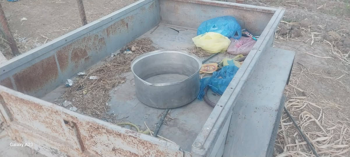 السلام عليكم عربانه للبيع تنسحب وره مكينه ورك وشاصي حداديه المكان اليوسفيه معمل زينب الرقم/***********/***********
