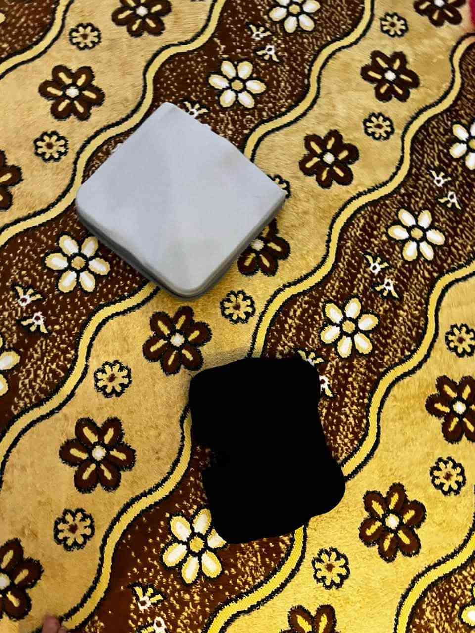 السلام عليكم اخوان غراض سياره جدد ونضيفات مامستعملات كلش جدد كلمن وسعره  للاستفسار (***********) 
ادمن وافق✨🤍
