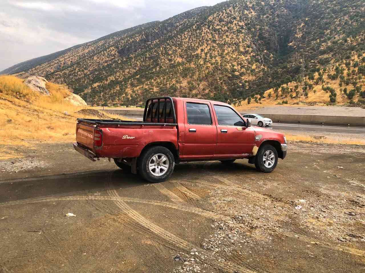 پیکاب دیر مۆدیل ٢٠٠٧ مەکینە بەخ گیر مەکینە اکسل توند و تۆلی کارەبای کامل بەشەرت چوارتای باشی لەژیرە دینار مەسرەفی تیدانیە نرخی ٢١  گەلاو مجال  *********** واتسئاپ و ڤایبەر لەسەر هەمان رەقەمە
