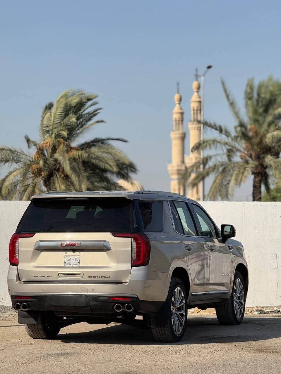 السلام عليكم
للبيع جمسي يوكن دينالي 2023 
مرقمه بغداد كامل تحويل ثاني يوم 
ماشيه 15 الف ميل
حادثها مبين بالصور 
بيها صبغ
تبديل باب و جاملغ جهه السايق
السعر 460$ بيها مجال
للتواصل على الرقم ***********
