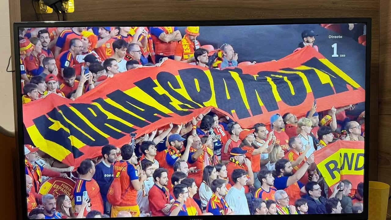 هيج دقه💯⚽بسعر رمزي الاشتراك السنوي
مستمرون بعملية تفعيل الاشتراكات 
للتواصل والاستفسار يرجى المراسله

نص مكتوب في الصور:
- Directo 1 UHD