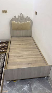سرير نفر • مستعمل قليل • عدد ٢
