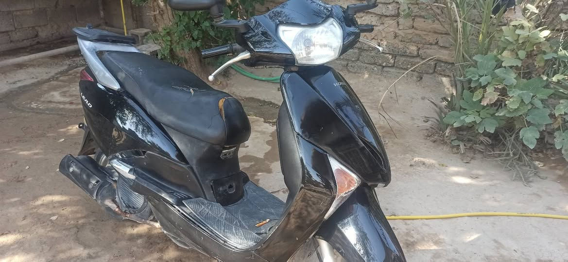 ليدي للبيع رايدها ب 775 اوبيها مجال
خابرني او تدلل ***********
