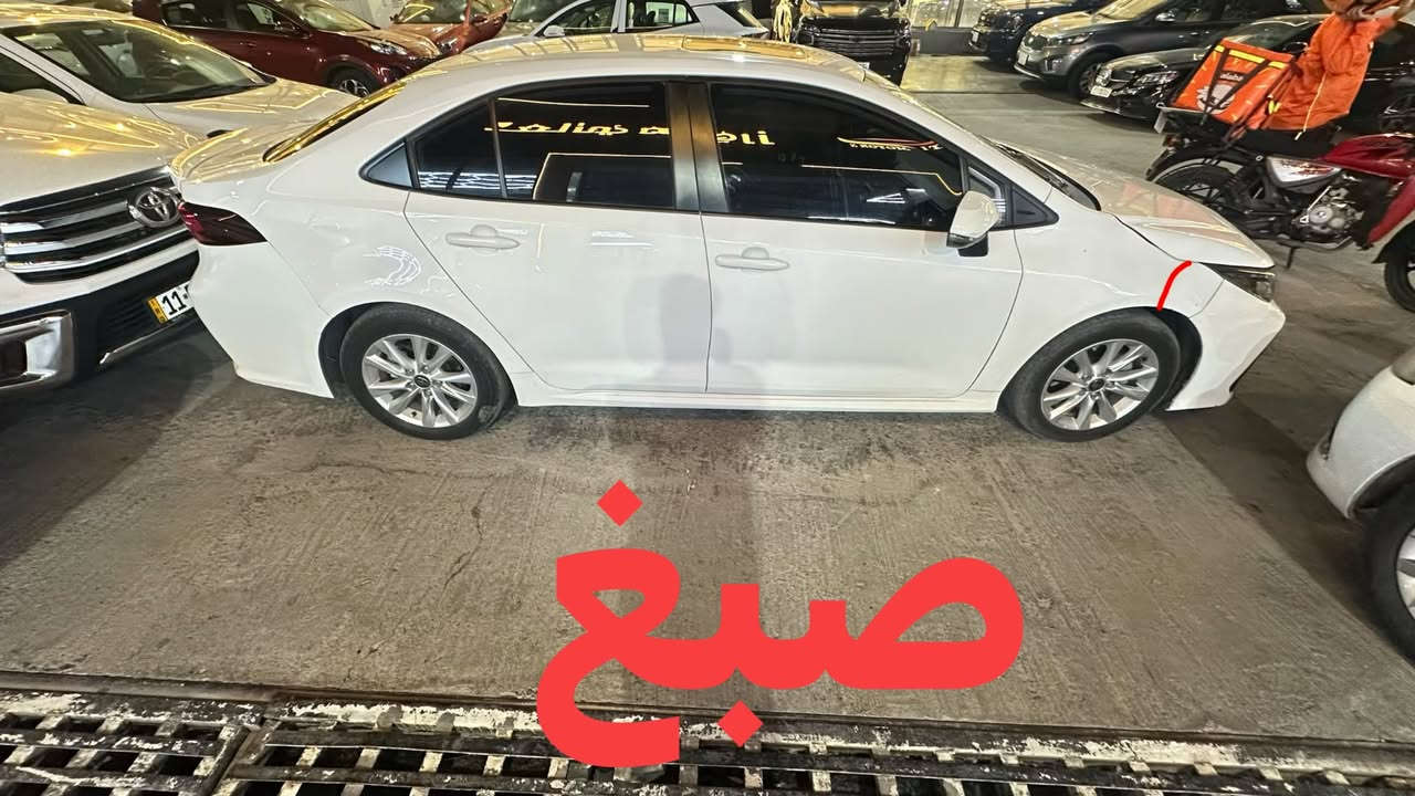 السلام عليكم كورلاا 25 للبيع وبيها مجال صبغ حافه البنيد ربع والجاملغ وبيها بارد ماشيه 42الف داخل احمر كشن كهرباء السياره فول سعرها 150 وبيها مجال بسيط العنوان بغداد 
رقم التليفون ***********
