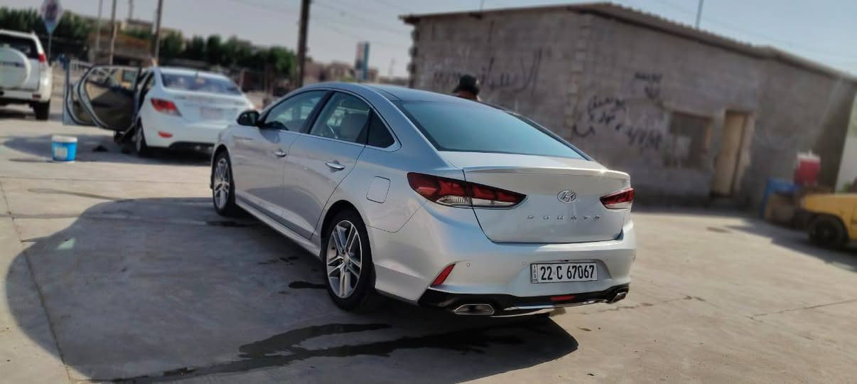 سلام عليكم سونتا خليجي موديل 18 كفاله لا صبغ ولا تبديل بيه ملاحضات بصيطه كلش فول موصفات عدا البصمه بيع او مراوس حسب القناعه مكان سياره دوانيه قضاء شاميه باقي تفاصيل اتصل وبيك خير ودلل ***********
