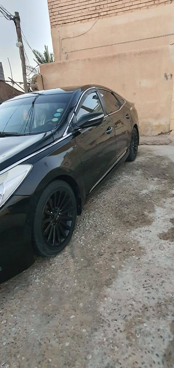 أزيرا للبيع فول مواصفات عده الفتحه بصمه كشنات جلد تدفئه تبريد شاشه جبيره GBS ملاحه حساسات امامي خلفي كامره خلفيه اشاير بالمري السياره جاهزه للأخير مكينه كير حداديه كفاله تبريد ثلج مكينه بانزين 2400 جديده السياره حلوه متومه وجاهزه سليمانيه الأنكليزي مكاني نجف السعر 42 وبيها مجال بسيط ***********
