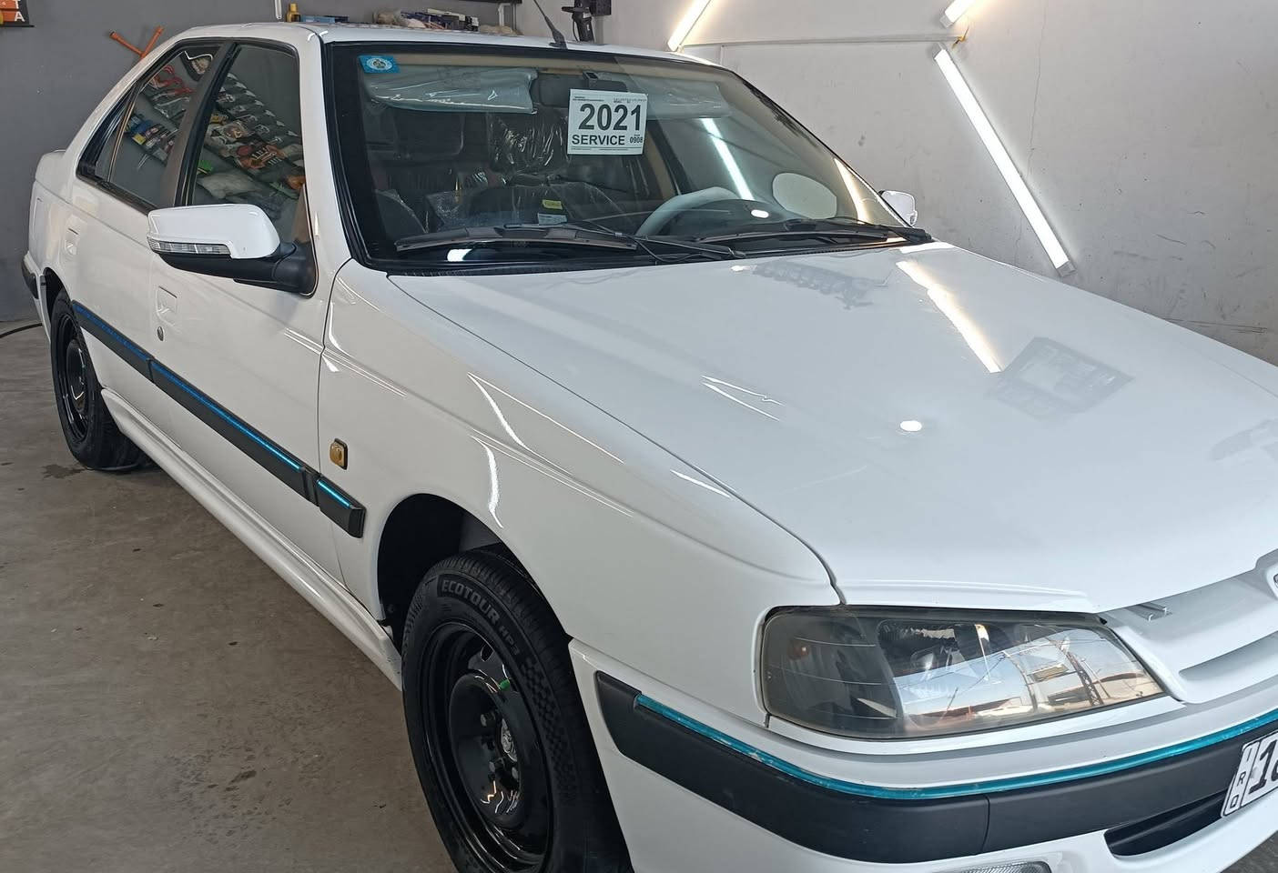 السلام عليكم
بيع او مراوس ب ريو 
بارص موديل 21 
مكفوله كفاله عامه وضع شركه سياره 
رقم بابل باسمي 
مواصفات فول 
سياره جديده كلش 
مواصفات 
دبل ايرباكا/شاشه كبيره/تحكم جهتين /شاشه اعطال / تبريد خلفي/ ABS/ حساس /كاميرا /جهاز انذار /مري جانبيه تحكم كهربائي/اشاره مرايا / داخل صاج اصفر / 4جامات كهرباء والاماميات اوتو/محرك 1800المرغوب 
عليها اضافات عدسات ماتركس ليزر عالي وناصي 
بس العدسات كلفني 350 الف 
علها تخم ويل حجم 15 جديد وتايرات جدد قبل اسبوع وحداديه امامي وخلفي جديد عليها سيرفز كامل يعني كبل للشارع 
سياره جاهزه الخير 
سعر 70 بيع او مراوس ب ريو خصوصي أو تكسي جديده 
مكاني ديوانيه 
***********
