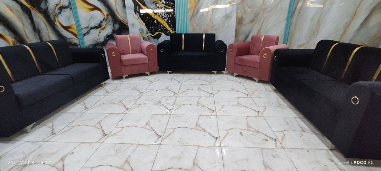 عرض خاص  خلال اسبوع فقط
موديل بطه
 واتساب .
***********
سعر 385
قماش قديفه رجل عظم عاج ويا 4كوشات فقط 
❌❌❌❌❌❌❌❌❌

أنتبااااه إلى لأسعار 
ال١٠ مقعد   385
ال٨ مقعد   350
ال٧مقعد  325
ال٦مقعد. 300
ال٥مقعد  275

توصيل داخل بغداد مجانا  اطراف15
صنع عراقي  
أحدث التصاميم الفنية 
🖍الشغل حسب طلبكم من ناحية اختياركم الالوان وعدد المقاعد 
⭕️مواصفات العمل 
♦️اسفنج. مميز 
⭕️ الخشب مقعد مضغوط
رجل عظم عاج  

⭕️القماش 
 قديفه 

❇️قياسات القنفات ❇️

العرض 75
190سم  القنفه الكبيرة ام ثلاث مقاعد 
150 سم القنفه الوسط ام مقعدين 
75 سم  الكرسي. 
🌹🌹🌹🌹
جميع الالوان متوفره
توصيل داخل بغداد مجاني أطراف 15

التوصيل  سريع 
للحجز ارسل
 الصورة 
والاسم 
ورقمين موبايل 
والعنوان
على الخاص

الاضافات 

قماش كتان 30 رجل نيكل 25

نص مكتوب في الصور:
- 26/12/2024 16:32 POCO F5 | قدیس
- 26/12/2024 16:31 قدیس | POCO F5