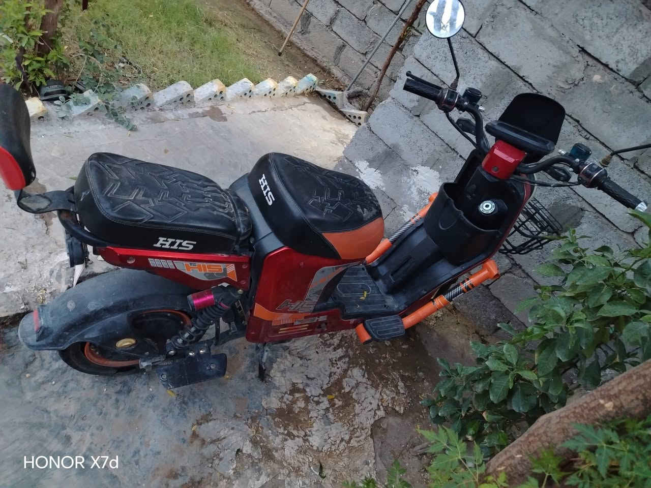 H900 • نظيفة • بطاريات نص عمر