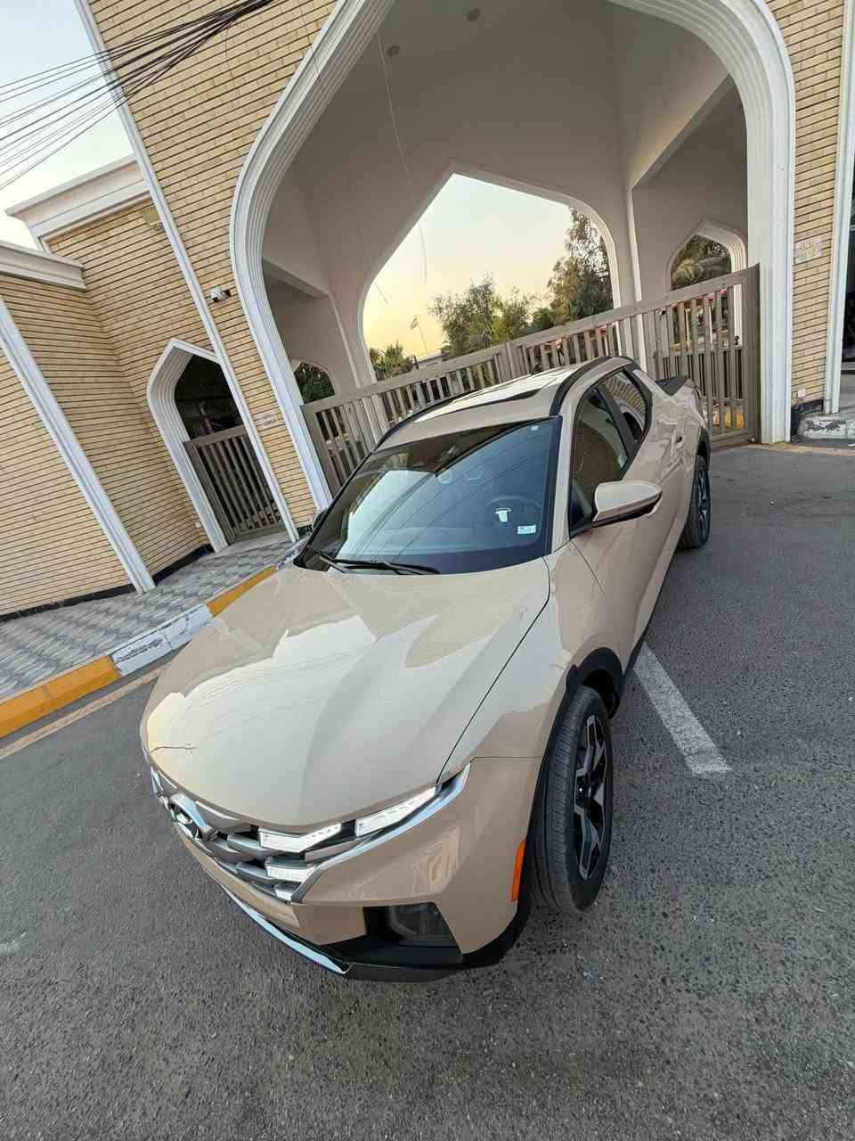 السلام عليكم بيكم سنتا كروز 2024  وارد امريكي

Hyundai Santa Cruz Limited

حجم المكينه : 2500  تيربو 

المسافه المقطوعه : ١٤١٩٥ mi

الضرر : بنيد 

الايرباك : دركه 

المواصفات

1شاشة متصلة

2.بصمه دخول ذكي مع الترحيب

٣.كشنات جلد

٤.ويل كب 18 كروم

5.رادارات 360 درجة

6.تشغيل عن بعد

7.لايتات لد

8.لايتات زنون

9.اشاير بالمري

١٠.تحكم

11.كامرة

12.كشنات كهرباء

13.مود سرعة

14. قيادة ذاتية

15.اوتو هولد

16.هندبريك بصمه

17.هيترات بالكشنات

السعر : ١٩٠ 

السيارة فحص مؤقت

تفاصيل آكثر هذآ رقم***********📞

مكاني بغداد الزعفرانية
