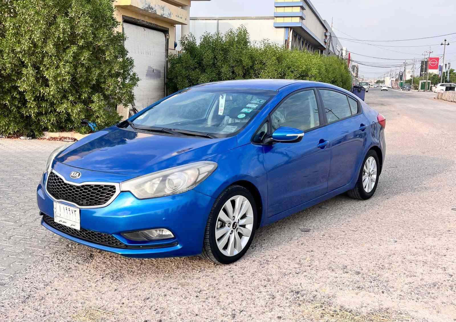 سلام عليكم كيه فورتي موديل 14جاهزه السياره كير مكينه حداديه تخم تاير كلشي شغال حادثه جاملغ خلفي بدون دواخل مصبوغه عام السيارهه للجماليه  ***********السعر 88وبيه مجال او مراوس ماكو مشكله

